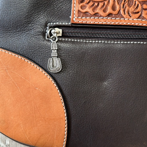 Montana Silversmiths Shoulder Bag 💼 - Picture 5 of 13